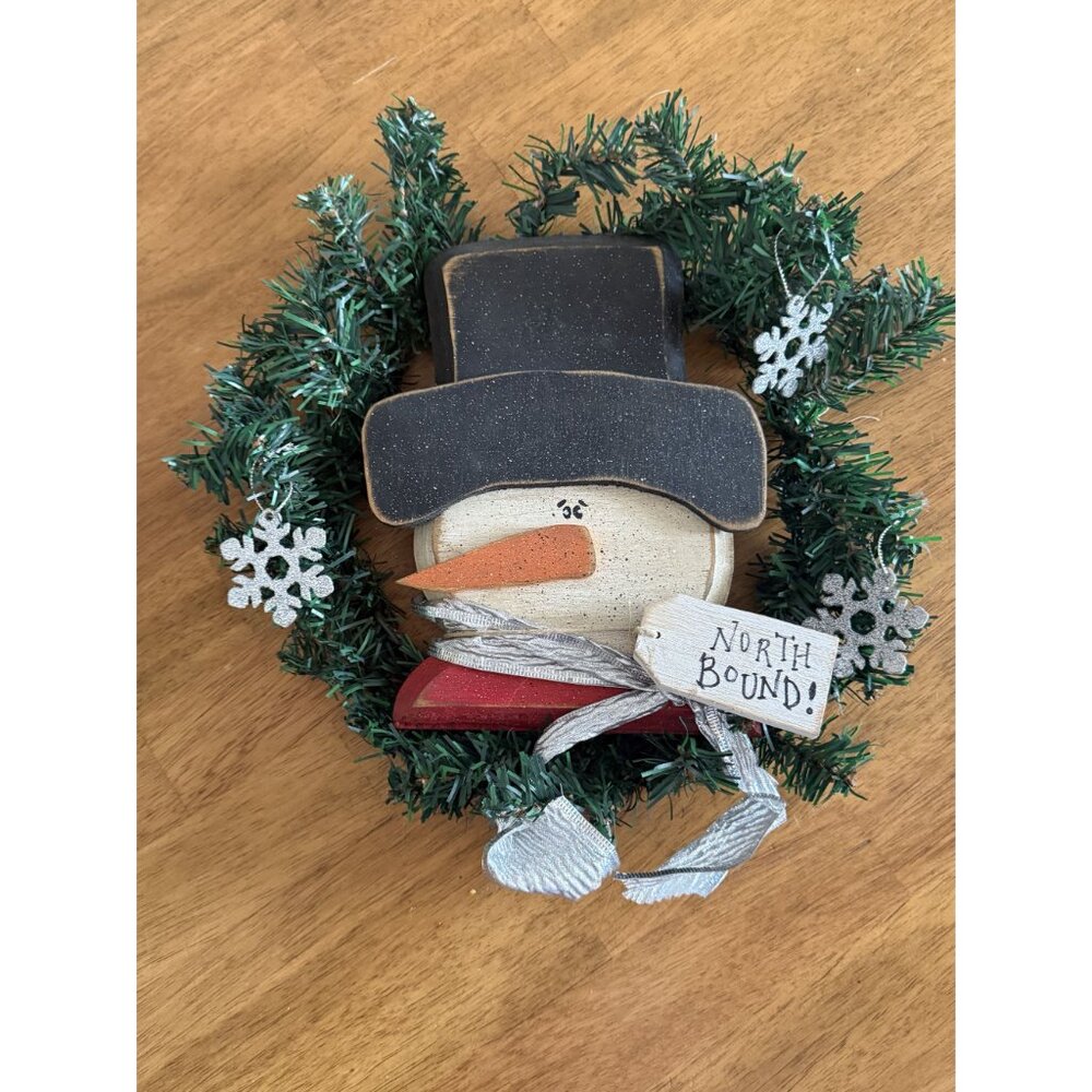 Wooden Snowman Wreath Decor With Garland & Silver Ribbon